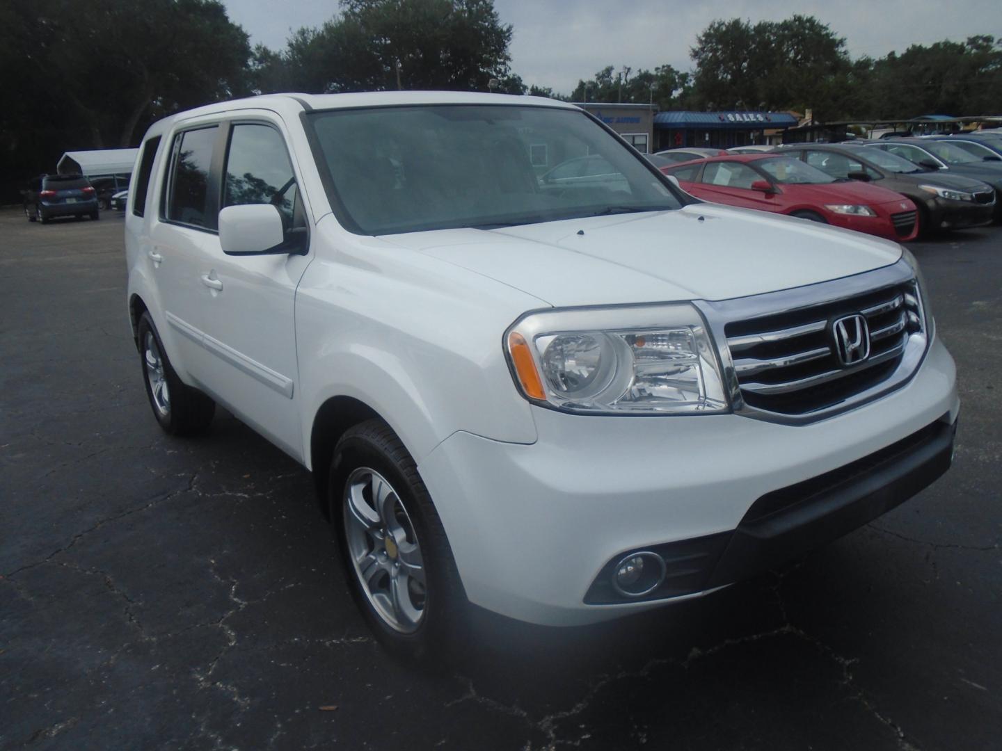 2015 Honda Pilot (5FNYF3H53FB) , located at 6112 N Florida Avenue, Tampa, FL, 33604, (888) 521-5131, 27.954929, -82.459534 - Photo#2